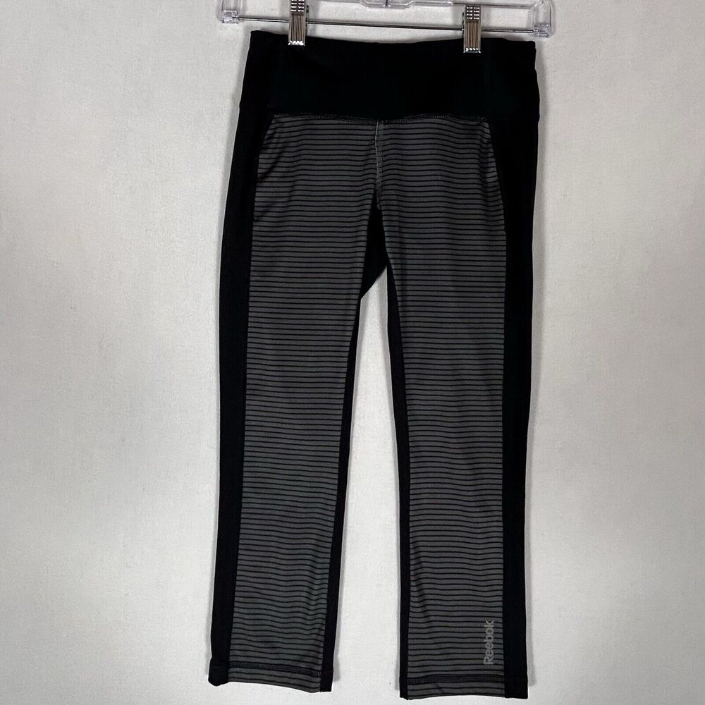 Reebok Women's Striped Capri Leggings Size XS Gray Stretch Yoga Gym Run Athletic